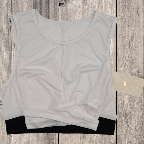 FABLETICS POWERTOUCH LIGHT FRONT TWIST TANK, SIZE MEDIUM (6-8) - Picture 1 of 2